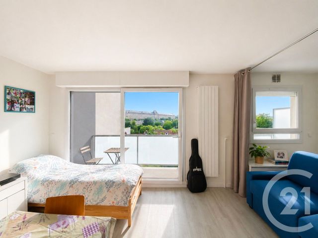 Appartement F1 à vendre - 1 pièce - 30.02 m2 - LE KREMLIN BICETRE - 94 - ILE-DE-FRANCE - Century 21 K.B. Immobilier