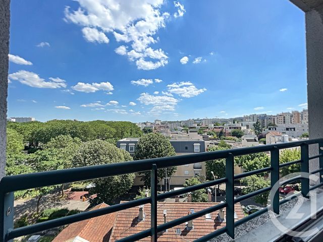 Afficher la photo en grand Appartement F1 à vendre - 1 pièce - 32.94 m2 - LE KREMLIN BICETRE - 94 - ILE-DE-FRANCE - Century 21 K.B. Immobilier