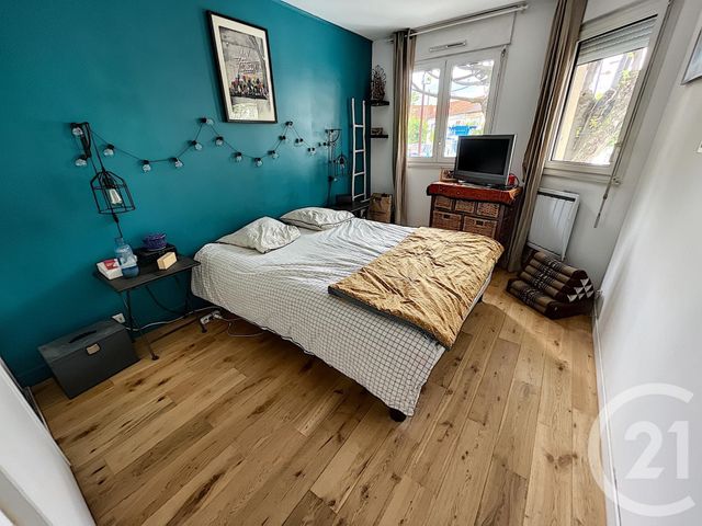 Afficher la photo en grand Appartement F3 à vendre - 3 pièces - 63.22 m2 - LE KREMLIN BICETRE - 94 - ILE-DE-FRANCE - Century 21 K.B. Immobilier