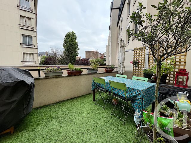 Afficher la photo en grand Appartement F3 à vendre - 3 pièces - 63.22 m2 - LE KREMLIN BICETRE - 94 - ILE-DE-FRANCE - Century 21 K.B. Immobilier