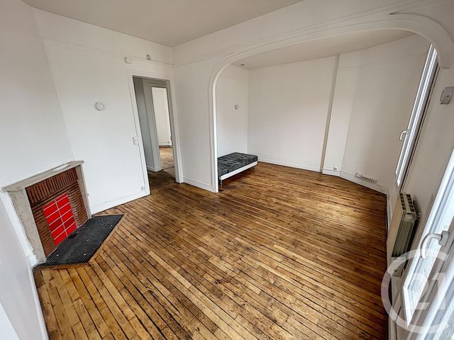 Afficher la photo en grand Appartement F3 à vendre - 3 pièces - 42.41 m2 - LE KREMLIN BICETRE - 94 - ILE-DE-FRANCE - Century 21 K.B. Immobilier