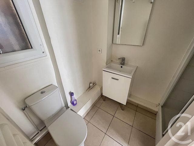 Afficher la photo en grand Appartement F2 à vendre - 2 pièces - 25.5 m2 - PARIS - 75013 - ILE-DE-FRANCE - Century 21 K.B. Immobilier