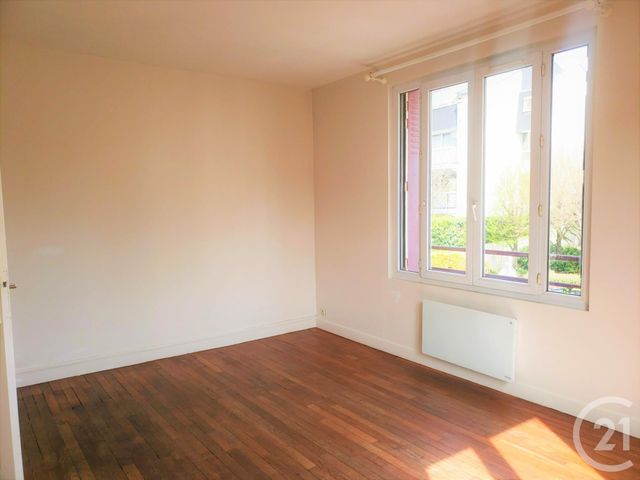 appartement à louer - 3 pièces - 52.0 m2 - PARIS - 75013 - ILE-DE-FRANCE - Century 21 K.B. Immobilier