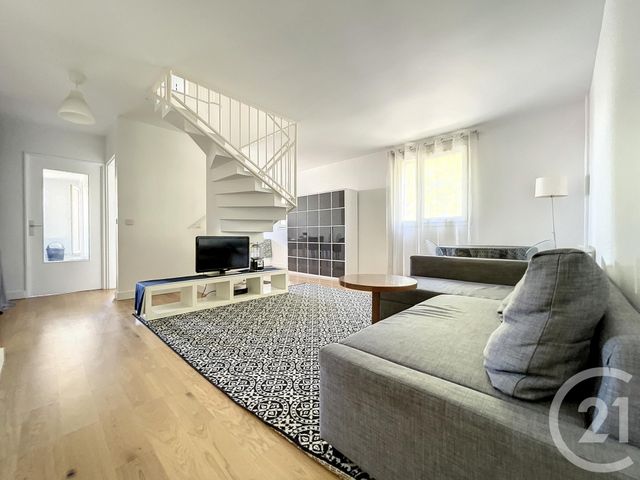 Appartement F4 à vendre - 4 pièces - 116.4 m2 - LE KREMLIN BICETRE - 94 - ILE-DE-FRANCE - Century 21 K.B. Immobilier