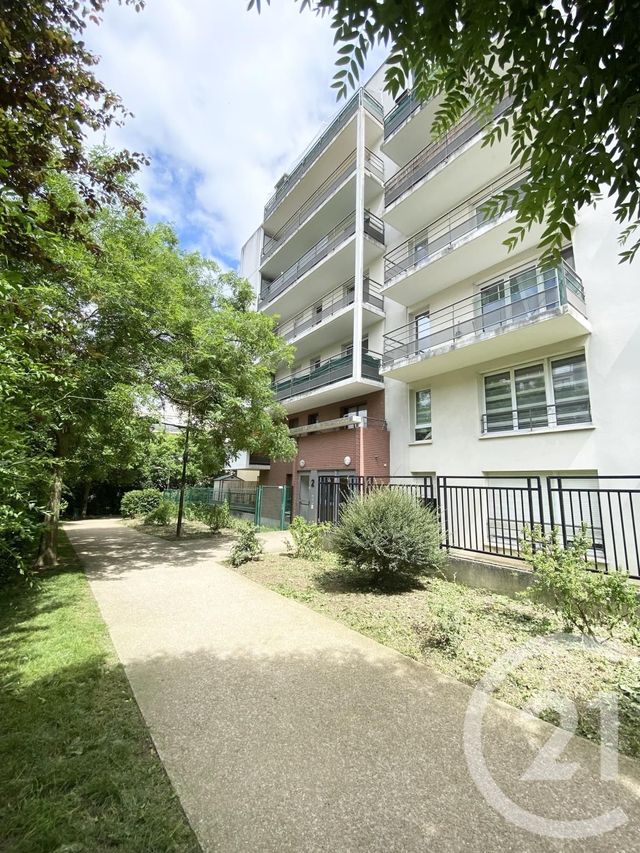 Appartement F4 à louer - 4 pièces - 77.0 m2 - LE KREMLIN BICETRE - 94 - ILE-DE-FRANCE - Century 21 K.B. Immobilier