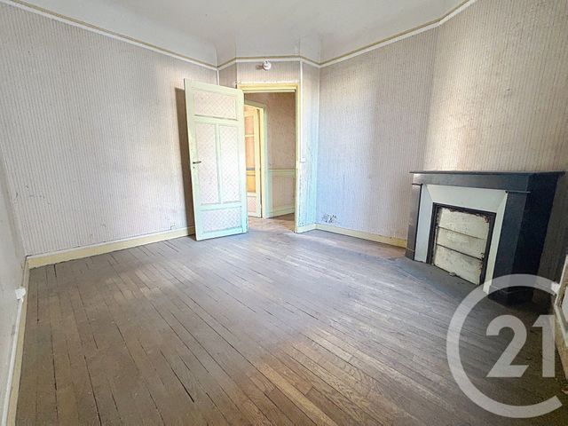 Appartement F2 à vendre - 2 pièces - 35.48 m2 - LE KREMLIN BICETRE - 94 - ILE-DE-FRANCE - Century 21 K.B. Immobilier