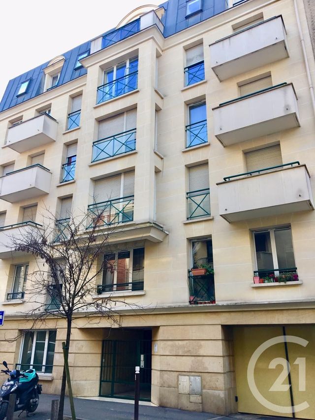 parking à louer - 10.0 m2 - LE KREMLIN BICETRE - 94 - ILE-DE-FRANCE - Century 21 K.B. Immobilier