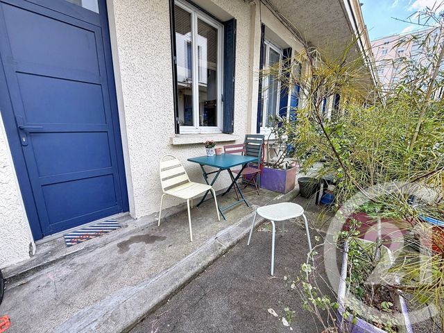 maison à vendre - 3 pièces - 52.43 m2 - LE KREMLIN BICETRE - 94 - ILE-DE-FRANCE - Century 21 K.B. Immobilier