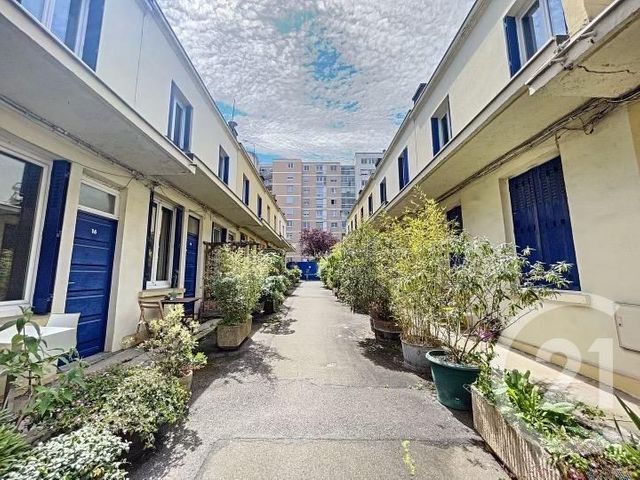 maison à vendre - 3 pièces - 52.43 m2 - LE KREMLIN BICETRE - 94 - ILE-DE-FRANCE - Century 21 K.B. Immobilier