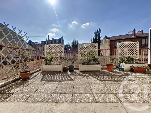 Appartement F2 à vendre - 2 pièces - 50.09 m2 - LE KREMLIN BICETRE - 94 - ILE-DE-FRANCE - Century 21 K.B. Immobilier