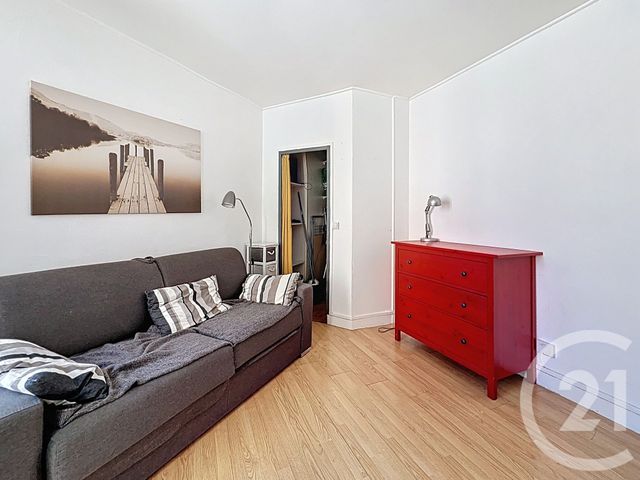 Appartement Studio à vendre - 1 pièce - 24.2 m2 - LE KREMLIN BICETRE - 94 - ILE-DE-FRANCE - Century 21 K.B. Immobilier