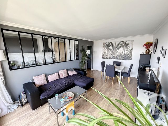 Appartement F3 à vendre - 3 pièces - 64.52 m2 - LE KREMLIN BICETRE - 94 - ILE-DE-FRANCE - Century 21 K.B. Immobilier