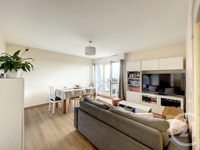 Appartement F3 à vendre - 3 pièces - 63.8 m2 - PARIS - 75013 - ILE-DE-FRANCE - Century 21 K.B. Immobilier