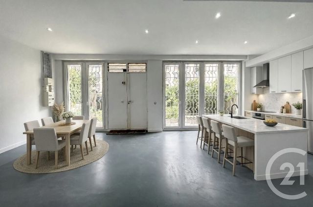 Appartement à vendre - 5 pièces - 176.0 m2 - LE KREMLIN BICETRE - 94 - ILE-DE-FRANCE - Century 21 K.B. Immobilier