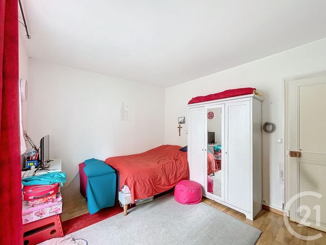 Appartement F2 à vendre - 2 pièces - 31.4 m2 - LE KREMLIN BICETRE - 94 - ILE-DE-FRANCE - Century 21 K.B. Immobilier