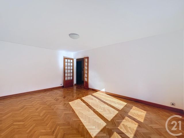 Afficher la photo en grand Appartement F3 à vendre - 3 pièces - 67.2 m2 - LE KREMLIN BICETRE - 94 - ILE-DE-FRANCE - Century 21 K.B. Immobilier