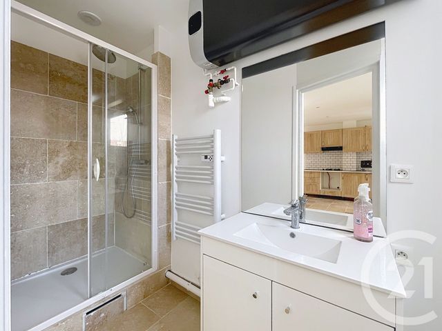 Appartement F3 à vendre - 3 pièces - 43.85 m2 - ALFORTVILLE - 94 - ILE-DE-FRANCE - Century 21 K.B. Immobilier