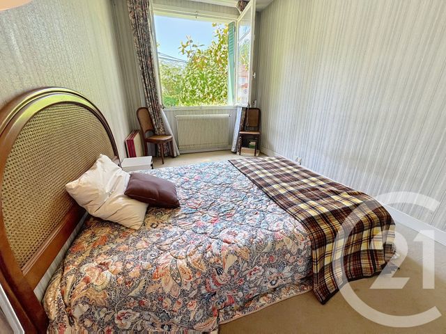 maison à vendre - 4 pièces - 92.9 m2 - LE KREMLIN BICETRE - 94 - ILE-DE-FRANCE - Century 21 K.B. Immobilier