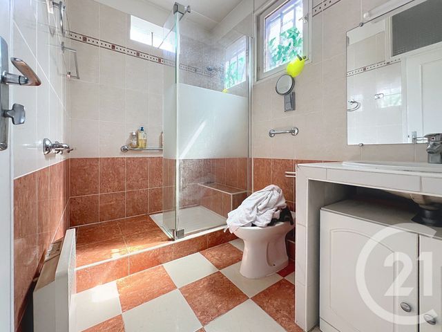 maison à vendre - 4 pièces - 92.9 m2 - LE KREMLIN BICETRE - 94 - ILE-DE-FRANCE - Century 21 K.B. Immobilier