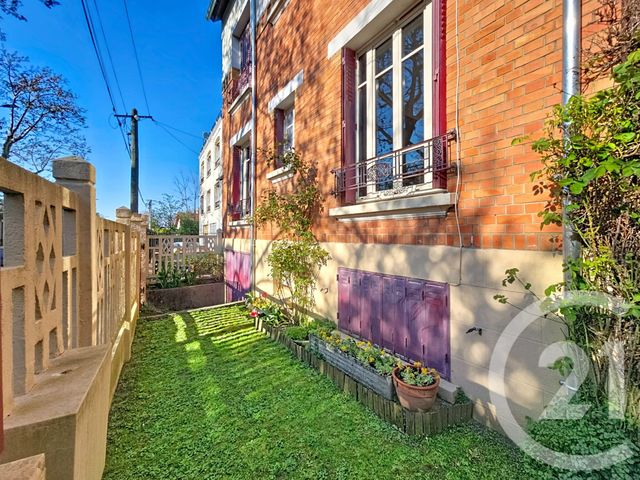 Appartement F4 à vendre - 4 pièces - 76.15 m2 - LE KREMLIN BICETRE - 94 - ILE-DE-FRANCE - Century 21 K.B. Immobilier