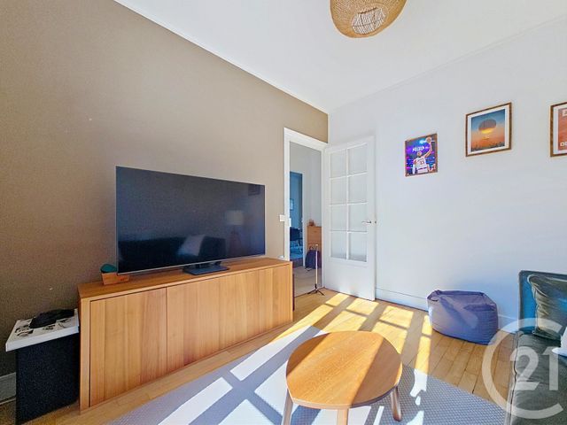 Appartement F4 à vendre - 4 pièces - 76.15 m2 - LE KREMLIN BICETRE - 94 - ILE-DE-FRANCE - Century 21 K.B. Immobilier