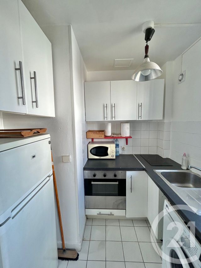 Appartement F2 à vendre - 2 pièces - 32.64 m2 - GENTILLY - 94 - ILE-DE-FRANCE - Century 21 K.B. Immobilier
