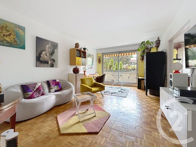 Appartement F3 à vendre - 3 pièces - 67.61 m2 - PARIS - 75013 - ILE-DE-FRANCE - Century 21 K.B. Immobilier