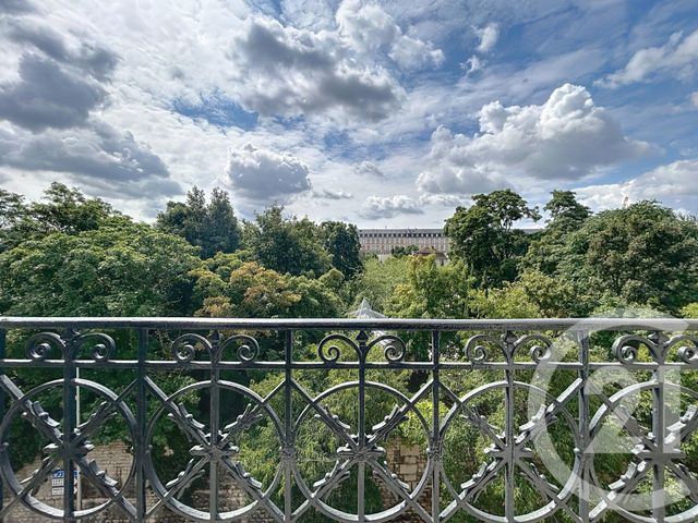 Appartement F2 à vendre - 2 pièces - 47.17 m2 - LE KREMLIN BICETRE - 94 - ILE-DE-FRANCE - Century 21 K.B. Immobilier