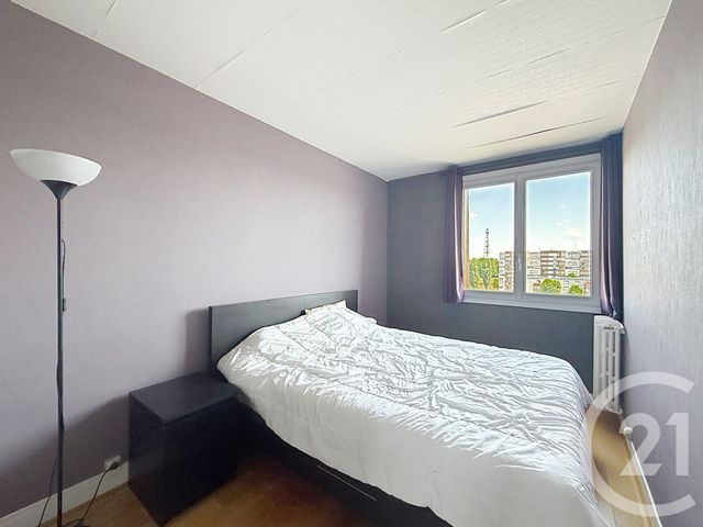 Appartement F3 à vendre - 4 pièces - 65.85 m2 - LE KREMLIN BICETRE - 94 - ILE-DE-FRANCE - Century 21 K.B. Immobilier