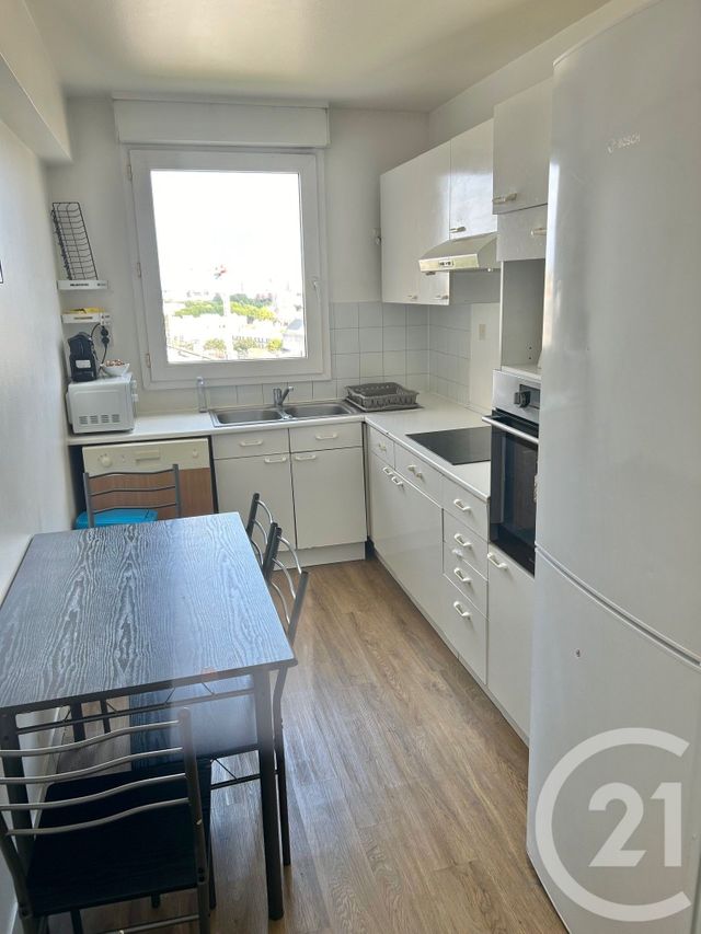 Afficher la photo en grand Appartement F5 à louer - 5 pièces - 99.01 m2 - PARIS - 75013 - ILE-DE-FRANCE - Century 21 K.B. Immobilier