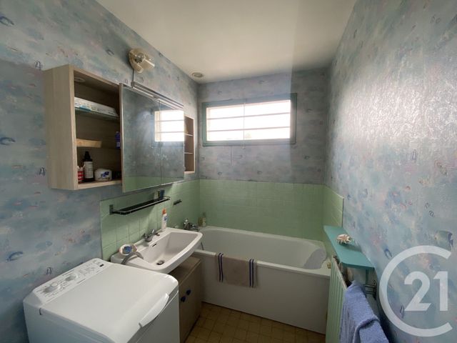 maison à vendre - 7 pièces - 145.82 m2 - LE KREMLIN BICETRE - 94 - ILE-DE-FRANCE - Century 21 K.B. Immobilier