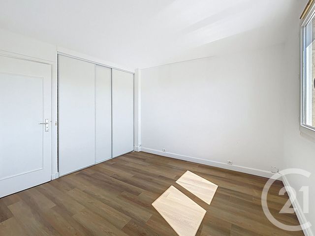 Afficher la photo en grand Appartement F4 à louer - 4 pièces - 74.66 m2 - ARCUEIL - 94 - ILE-DE-FRANCE - Century 21 K.B. Immobilier