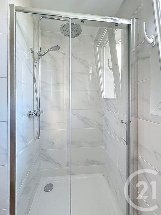 Afficher la photo en grand Appartement F4 à louer - 4 pièces - 74.66 m2 - ARCUEIL - 94 - ILE-DE-FRANCE - Century 21 K.B. Immobilier