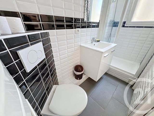 Appartement Studio à vendre - 1 pièce - 24.2 m2 - PARIS - 75013 - ILE-DE-FRANCE - Century 21 K.B. Immobilier