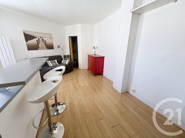 Appartement Studio à vendre - 1 pièce - 24.2 m2 - PARIS - 75013 - ILE-DE-FRANCE - Century 21 K.B. Immobilier