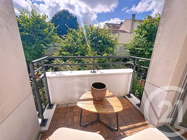 Appartement F3 à vendre - 3 pièces - 60.77 m2 - LE KREMLIN BICETRE - 94 - ILE-DE-FRANCE - Century 21 K.B. Immobilier