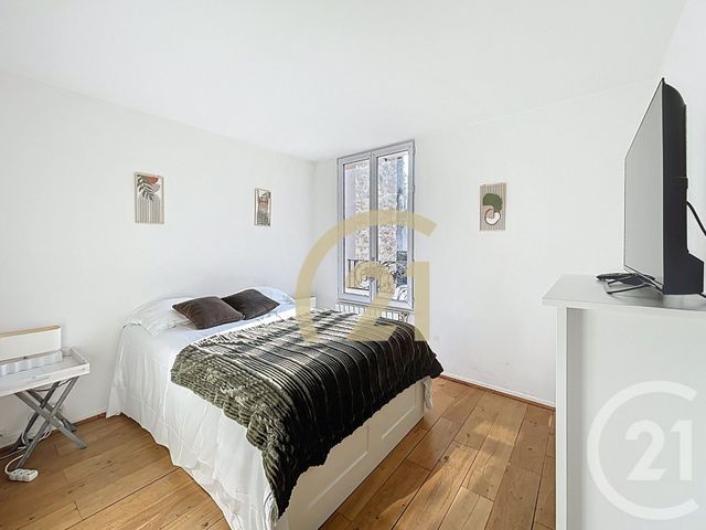 maison à vendre - 7 pièces - 220.0 m2 - LE KREMLIN BICETRE - 94 - ILE-DE-FRANCE - Century 21 K.B. Immobilier