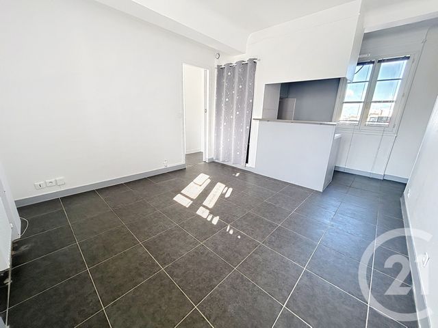Appartement F2 à vendre - 2 pièces - 34.28 m2 - GENTILLY - 94 - ILE-DE-FRANCE - Century 21 K.B. Immobilier