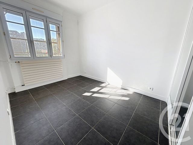 Appartement F2 à vendre - 2 pièces - 34.28 m2 - GENTILLY - 94 - ILE-DE-FRANCE - Century 21 K.B. Immobilier