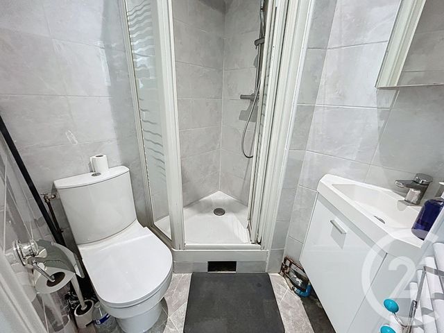 Appartement F2 à vendre - 2 pièces - 22.0 m2 - LE KREMLIN BICETRE - 94 - ILE-DE-FRANCE - Century 21 K.B. Immobilier