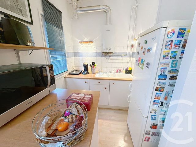 Appartement F2 bis à vendre - 3 pièces - 60.0 m2 - LE KREMLIN BICETRE - 94 - ILE-DE-FRANCE - Century 21 K.B. Immobilier