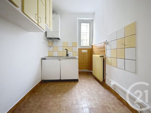 Appartement F2 à vendre - 2 pièces - 32.5 m2 - LE KREMLIN BICETRE - 94 - ILE-DE-FRANCE - Century 21 K.B. Immobilier
