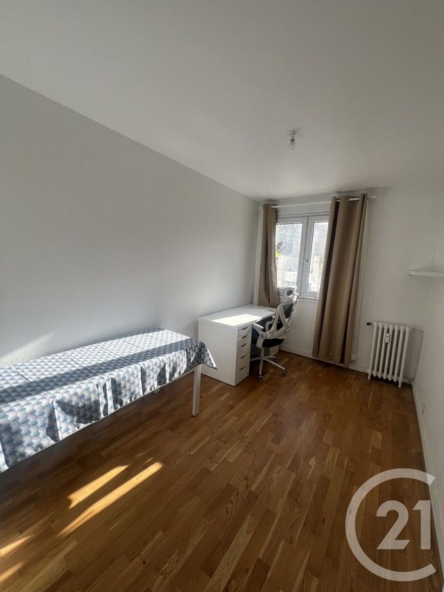 Appartement F3 à louer - 3 pièces - 53.0 m2 - LE KREMLIN BICETRE - 94 - ILE-DE-FRANCE - Century 21 K.B. Immobilier
