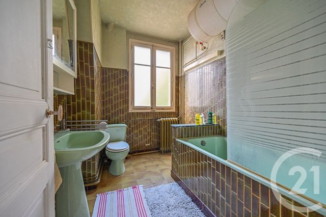 Appartement à vendre - 3 pièces - 66.51 m2 - LE KREMLIN BICETRE - 94 - ILE-DE-FRANCE - Century 21 K.B. Immobilier