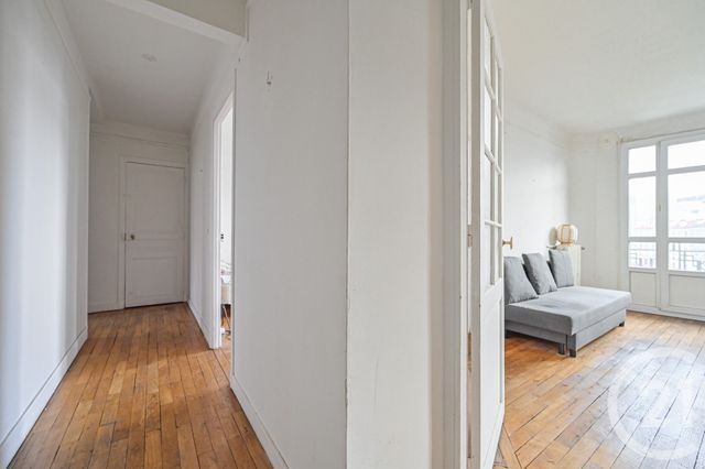 Appartement à vendre - 3 pièces - 66.51 m2 - LE KREMLIN BICETRE - 94 - ILE-DE-FRANCE - Century 21 K.B. Immobilier