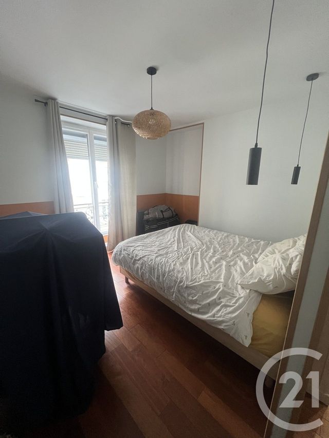 Appartement à louer - 3 pièces - 87.65 m2 - PARIS - 75011 - ILE-DE-FRANCE - Century 21 K.B. Immobilier