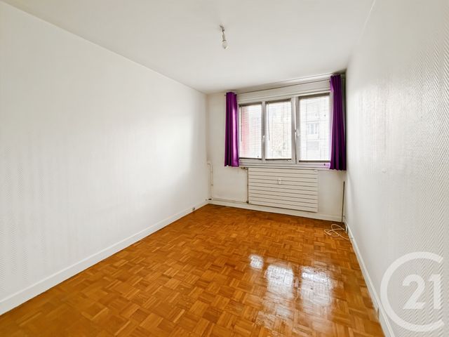 Appartement F3 à louer - 3 pièces - 56.0 m2 - VILLEJUIF - 94 - ILE-DE-FRANCE - Century 21 K.B. Immobilier