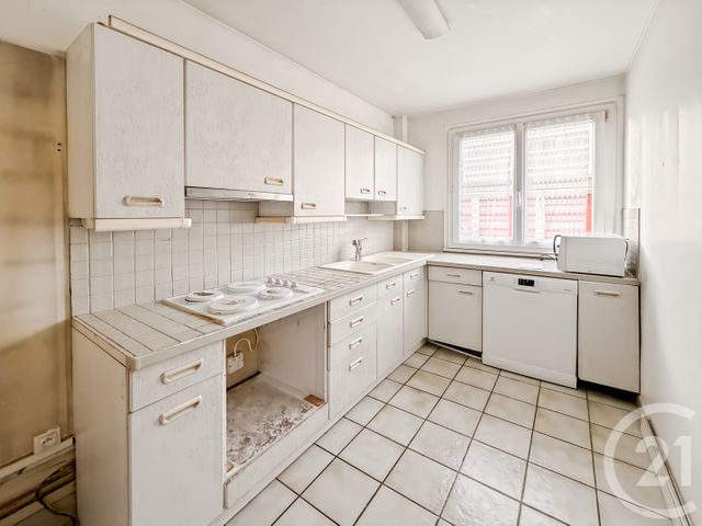 Appartement F3 à louer - 3 pièces - 56.0 m2 - VILLEJUIF - 94 - ILE-DE-FRANCE - Century 21 K.B. Immobilier
