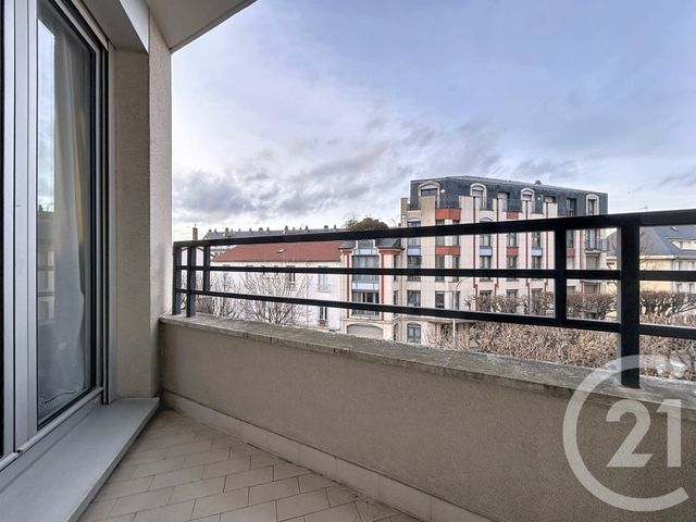 Appartement F3 à vendre - 3 pièces - 67.14 m2 - LE KREMLIN BICETRE - 94 - ILE-DE-FRANCE - Century 21 K.B. Immobilier
