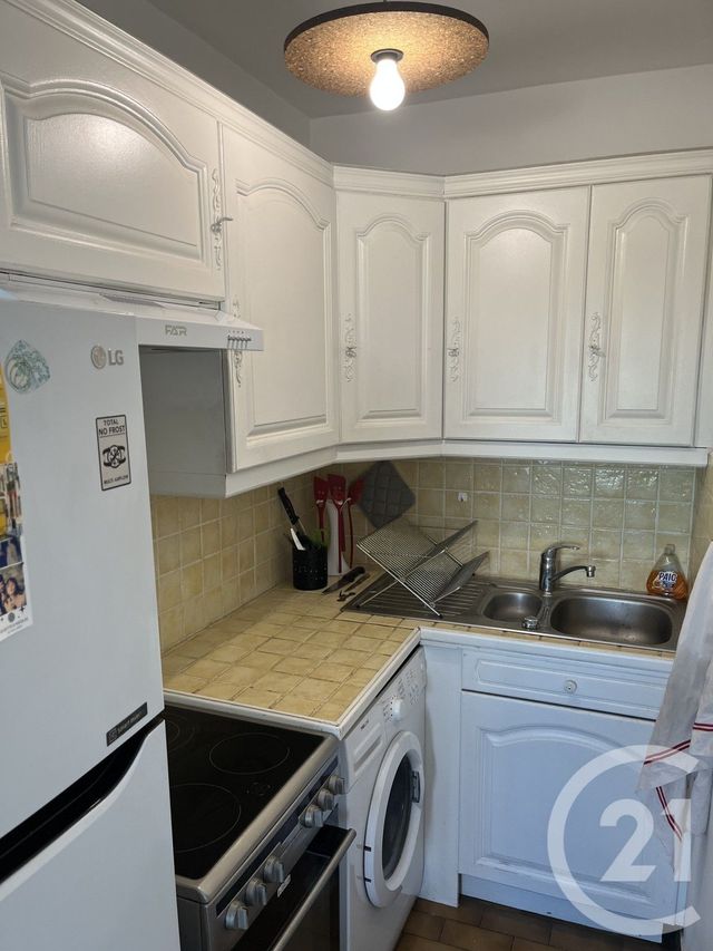 Appartement Studio à louer - 1 pièce - 34.74 m2 - LE KREMLIN BICETRE - 94 - ILE-DE-FRANCE - Century 21 K.B. Immobilier